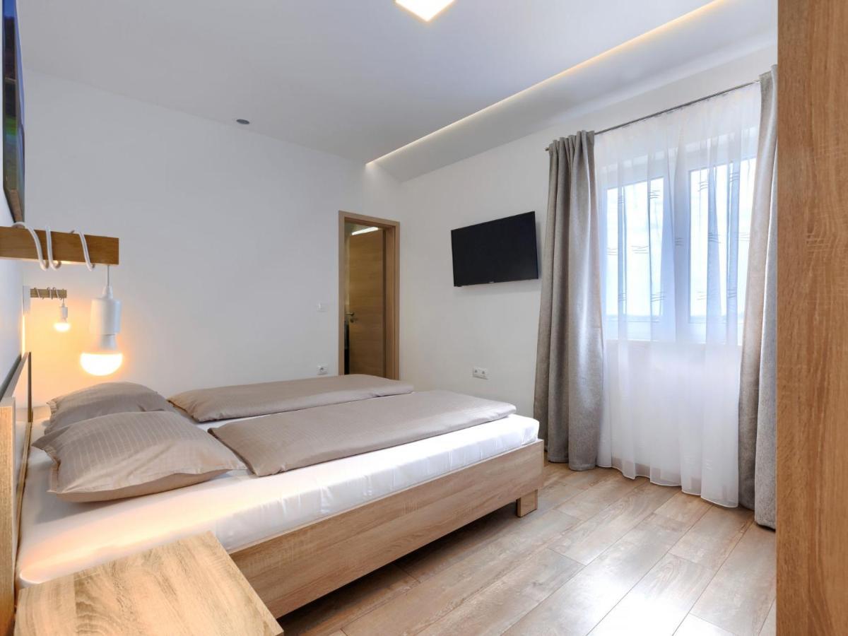 Holiday Home Villa Dora By Interhome Пула Экстерьер фото