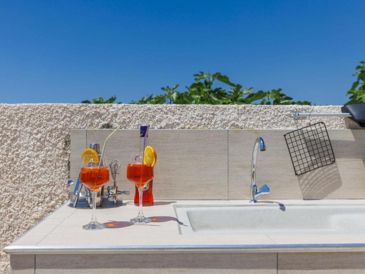 Holiday Home Villa Dora By Interhome Пула Экстерьер фото